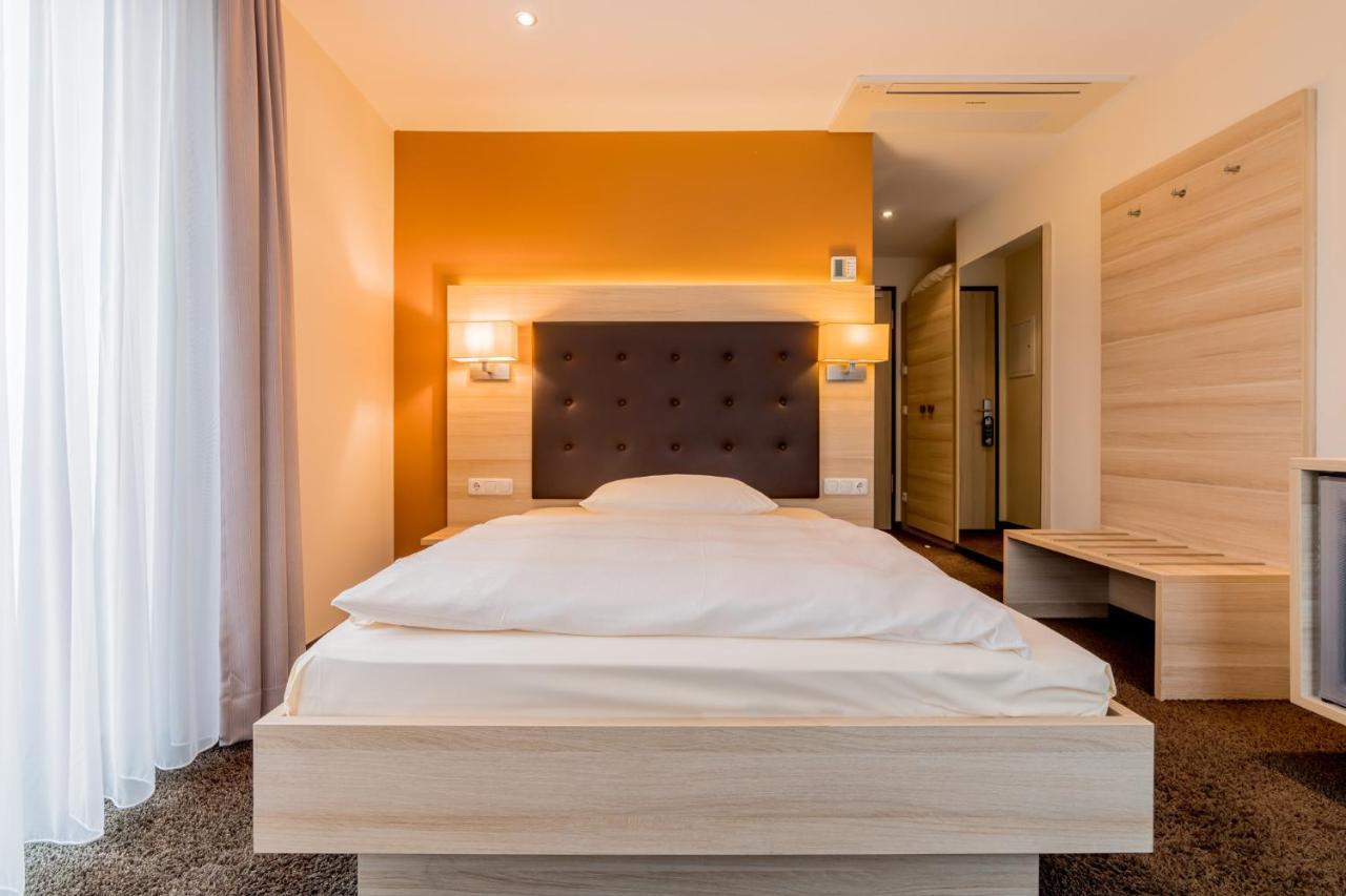 Hotel Bacchus Bensheim Extérieur photo