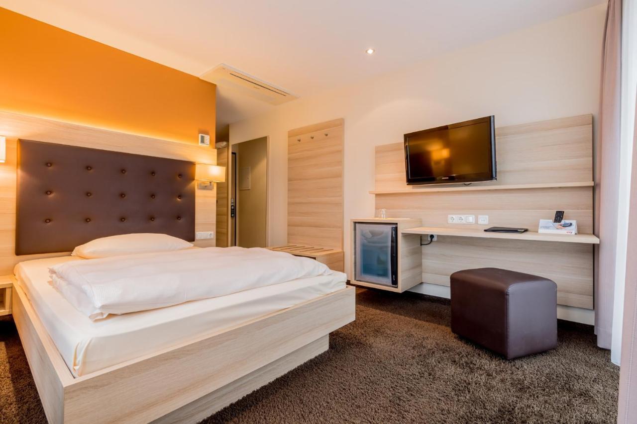 Hotel Bacchus Bensheim Extérieur photo