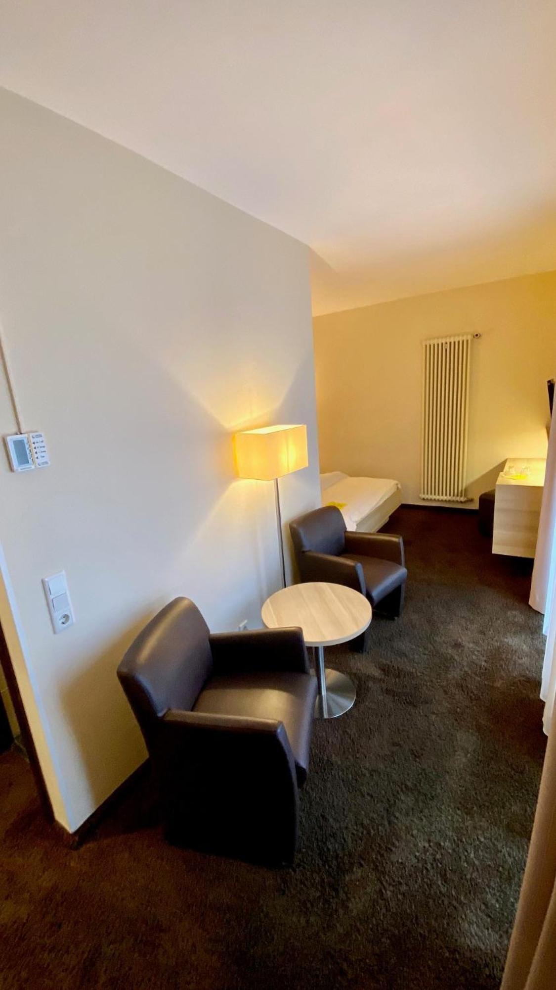 Hotel Bacchus Bensheim Chambre photo